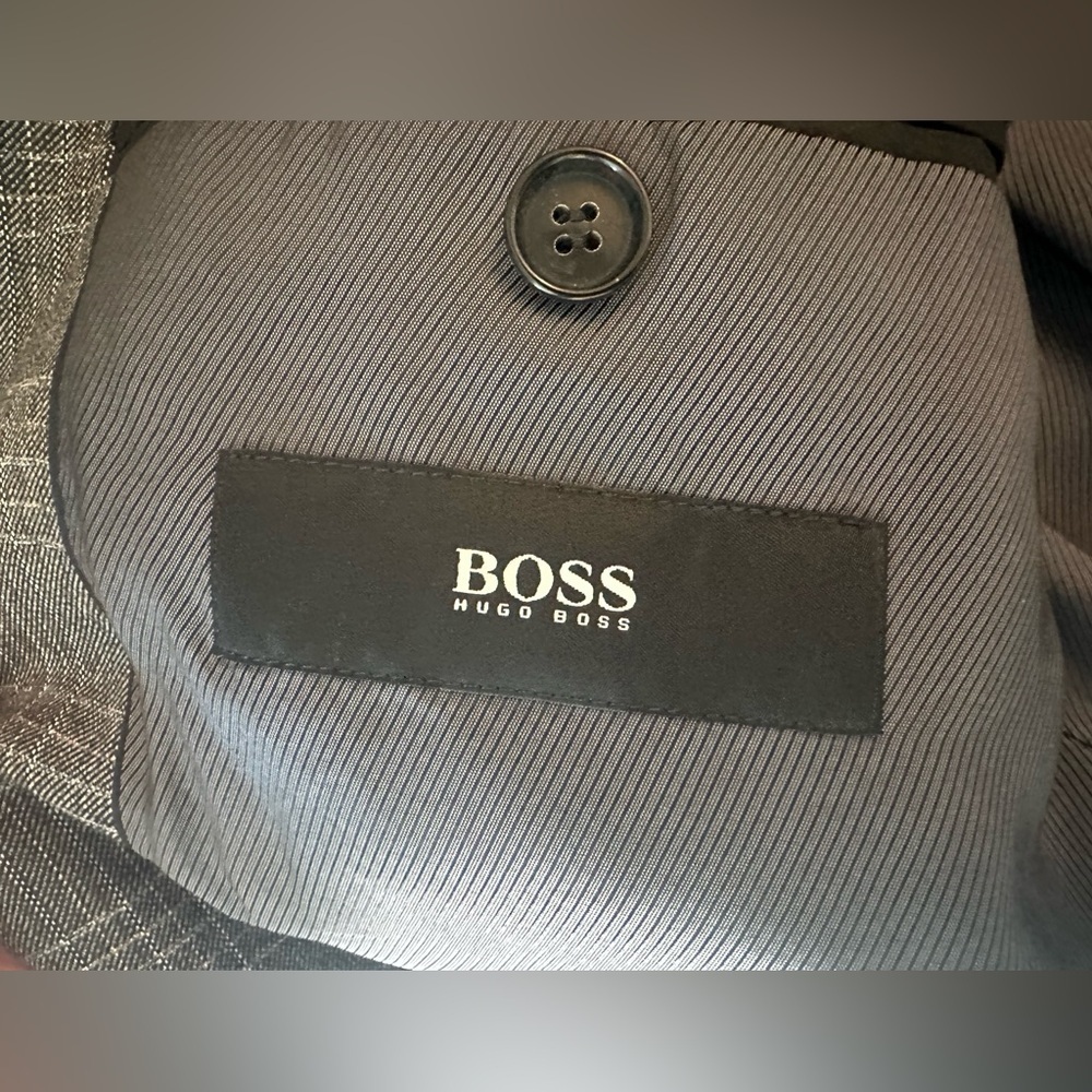 Hugo Boss Blazer - Picture 4 of 5